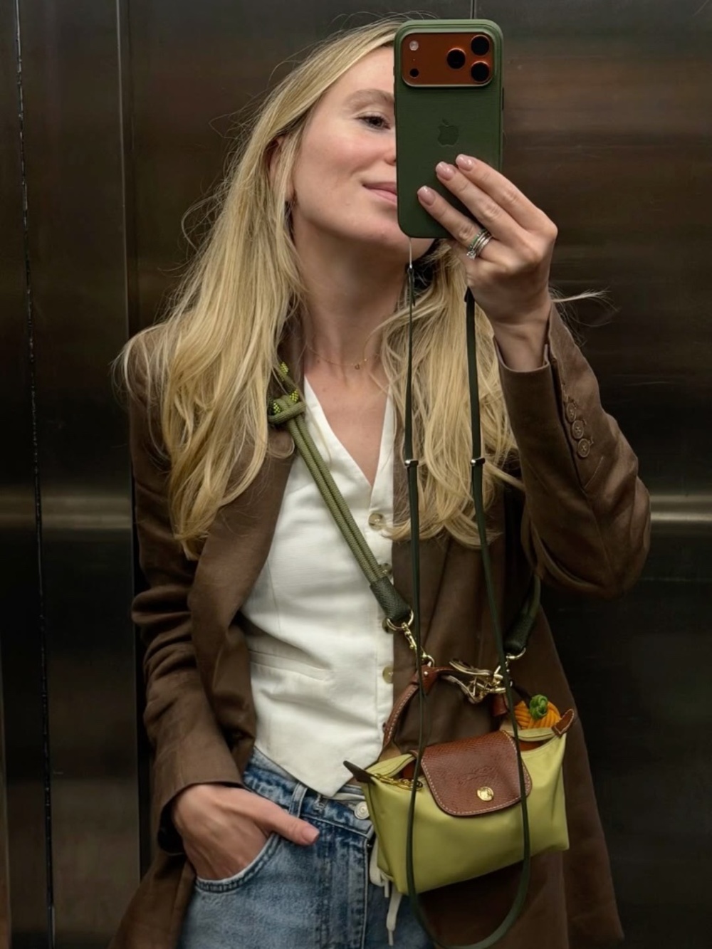 ๐โ๐ฉ New mini Longchamp - Picture 1 of 6